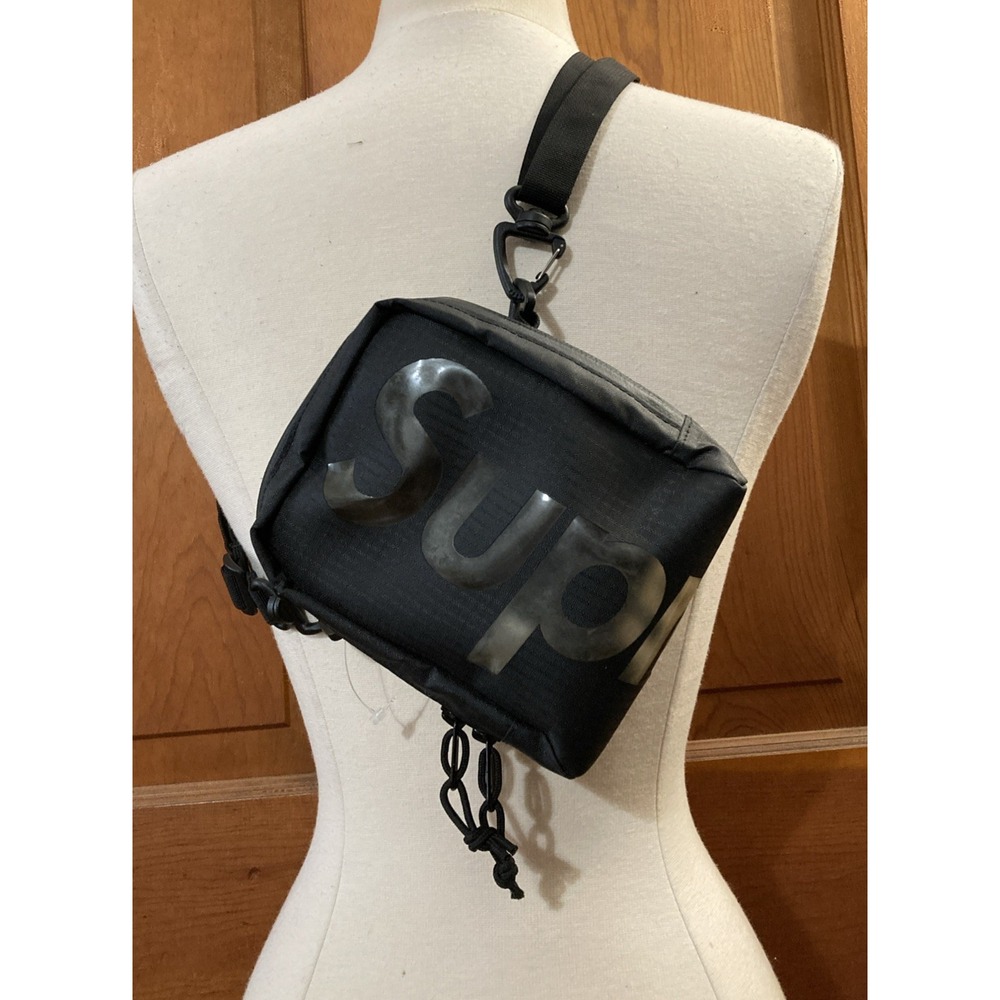 Supreme Neck Pouch (SS21) Black Adjustable Strap, Crossbody